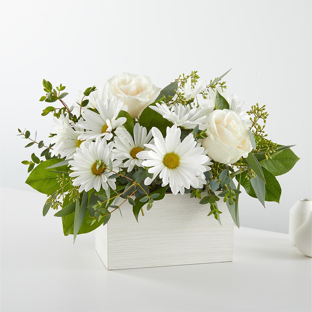 Fresh Linen Box Bouquet – Guilles Flowers Santa Clara, San Jose CA