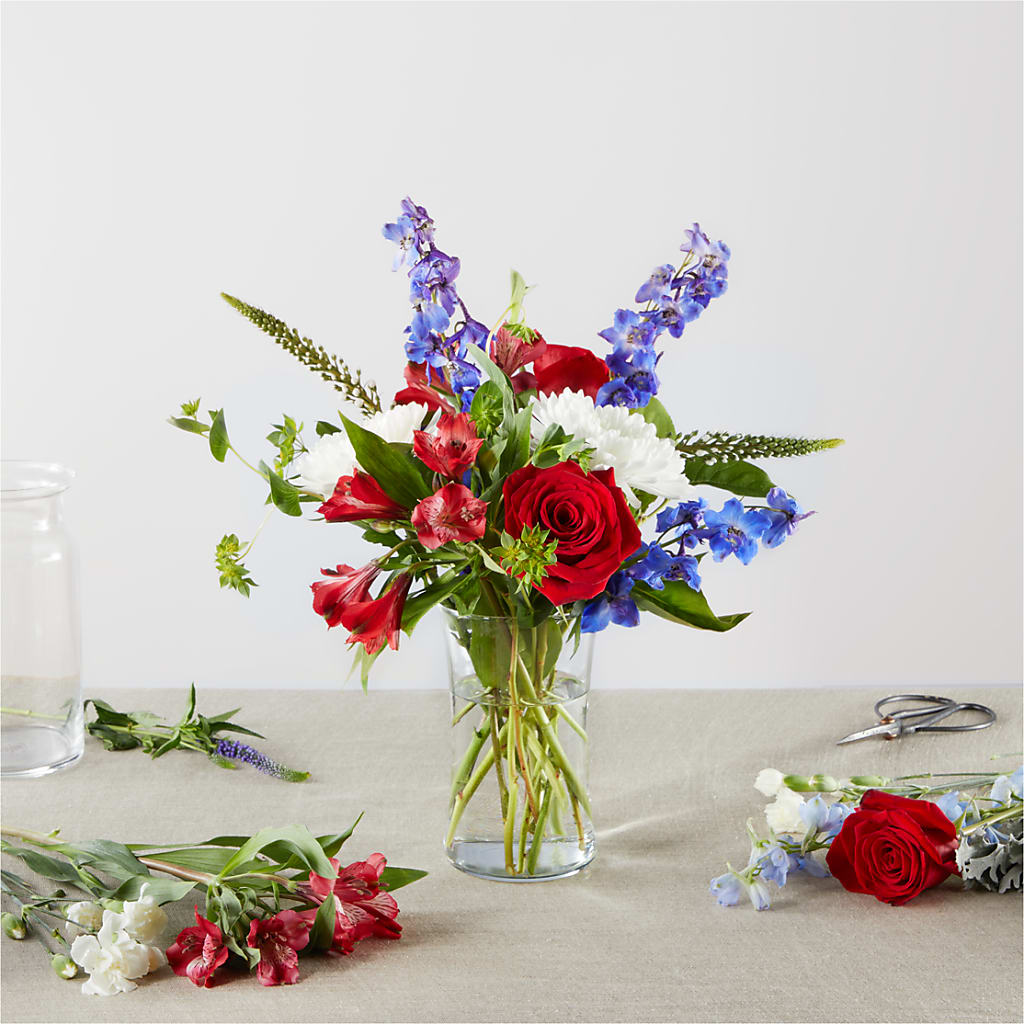 Star Spangled - A Florist Original – Guilles Flowers Santa Clara, San Jose CA