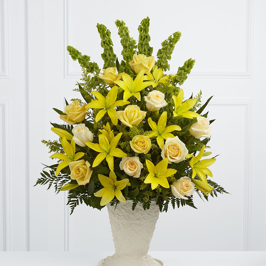 Golden Memories Arrangement – Guilles Flowers Santa Clara, San Jose CA