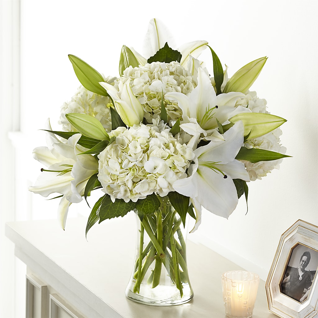 Compassionate Lily Bouquet – Guilles Flowers Santa Clara, San Jose CA
