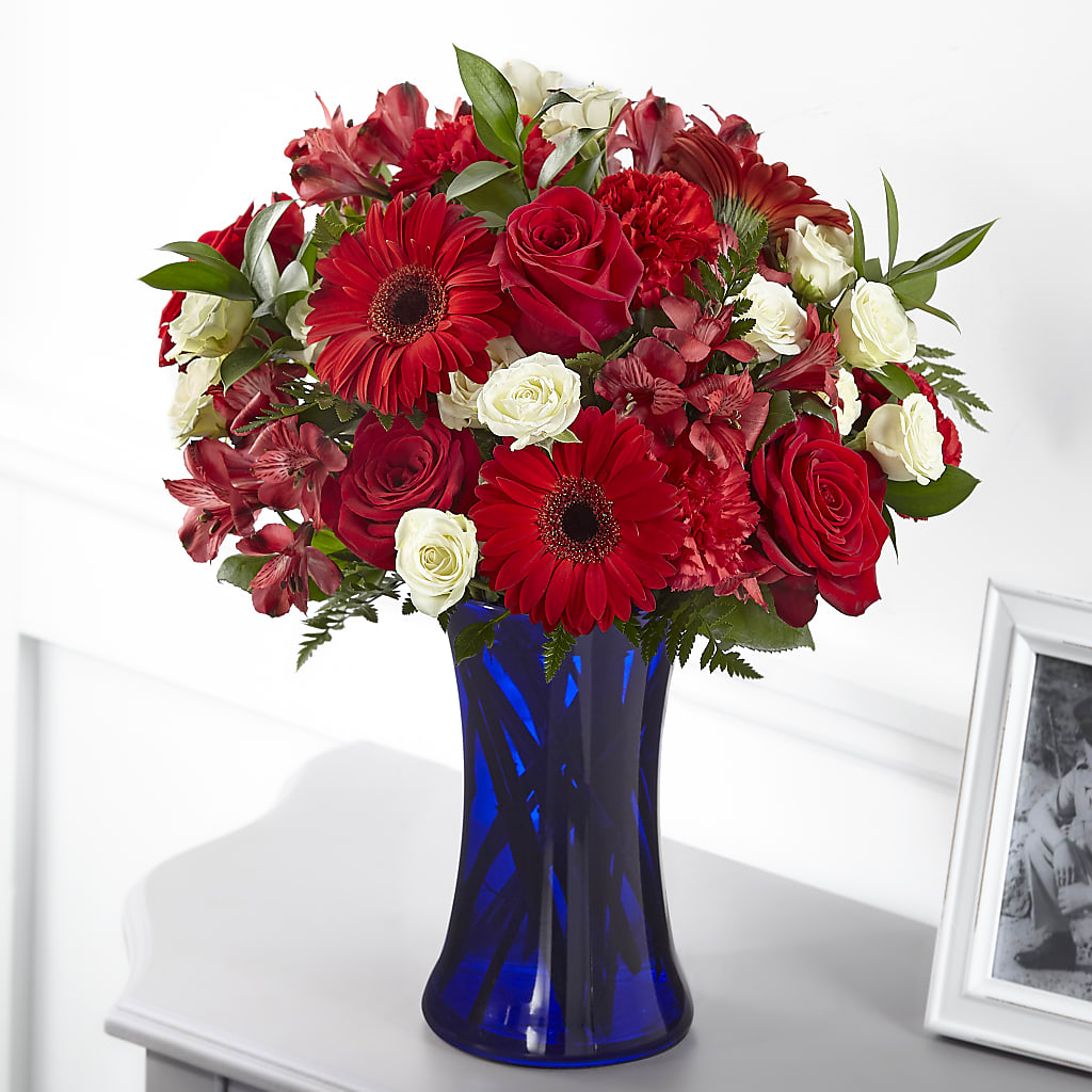 Hearts Embrace Bouquet – Guilles Flowers Santa Clara, San Jose CA