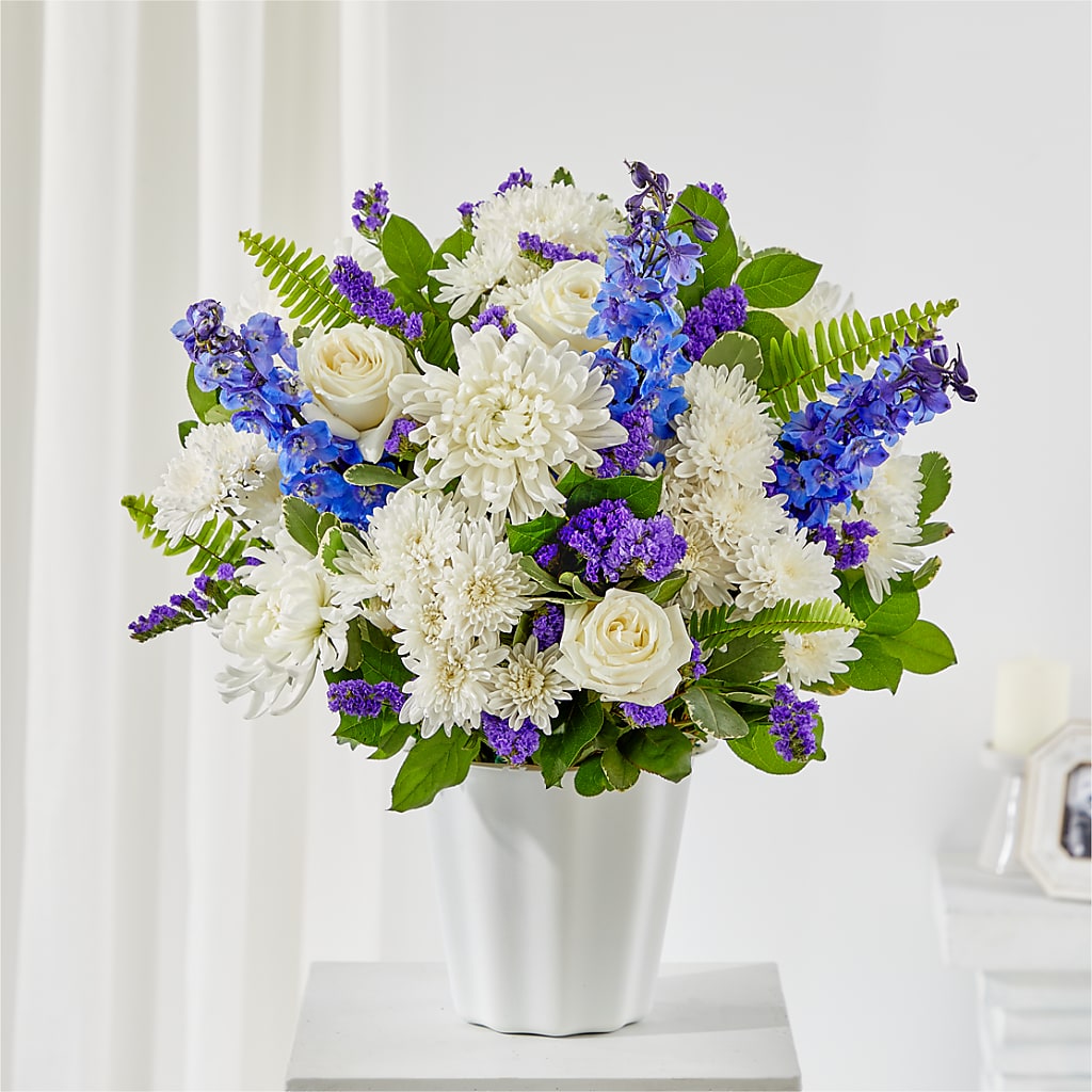 Hold Dear Tabletop Basket – Guilles Flowers Santa Clara, San Jose CA