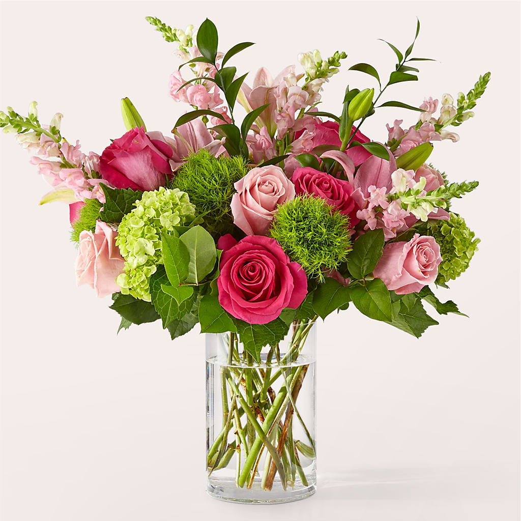 Fit for a Queen Luxury Bouquet – Guilles Flowers Santa Clara, San Jose CA