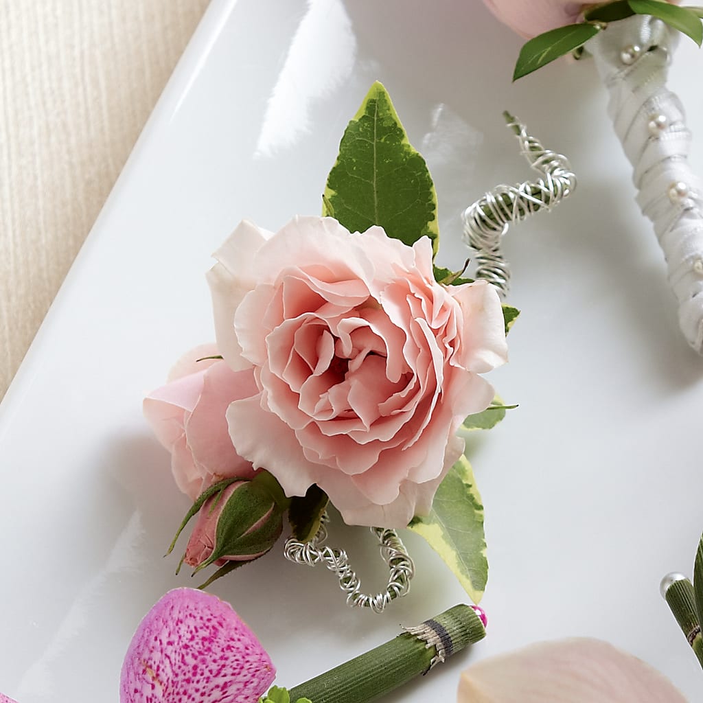 Pink Spray Rose Boutonniere – Guilles Flowers Santa Clara, San Jose CA