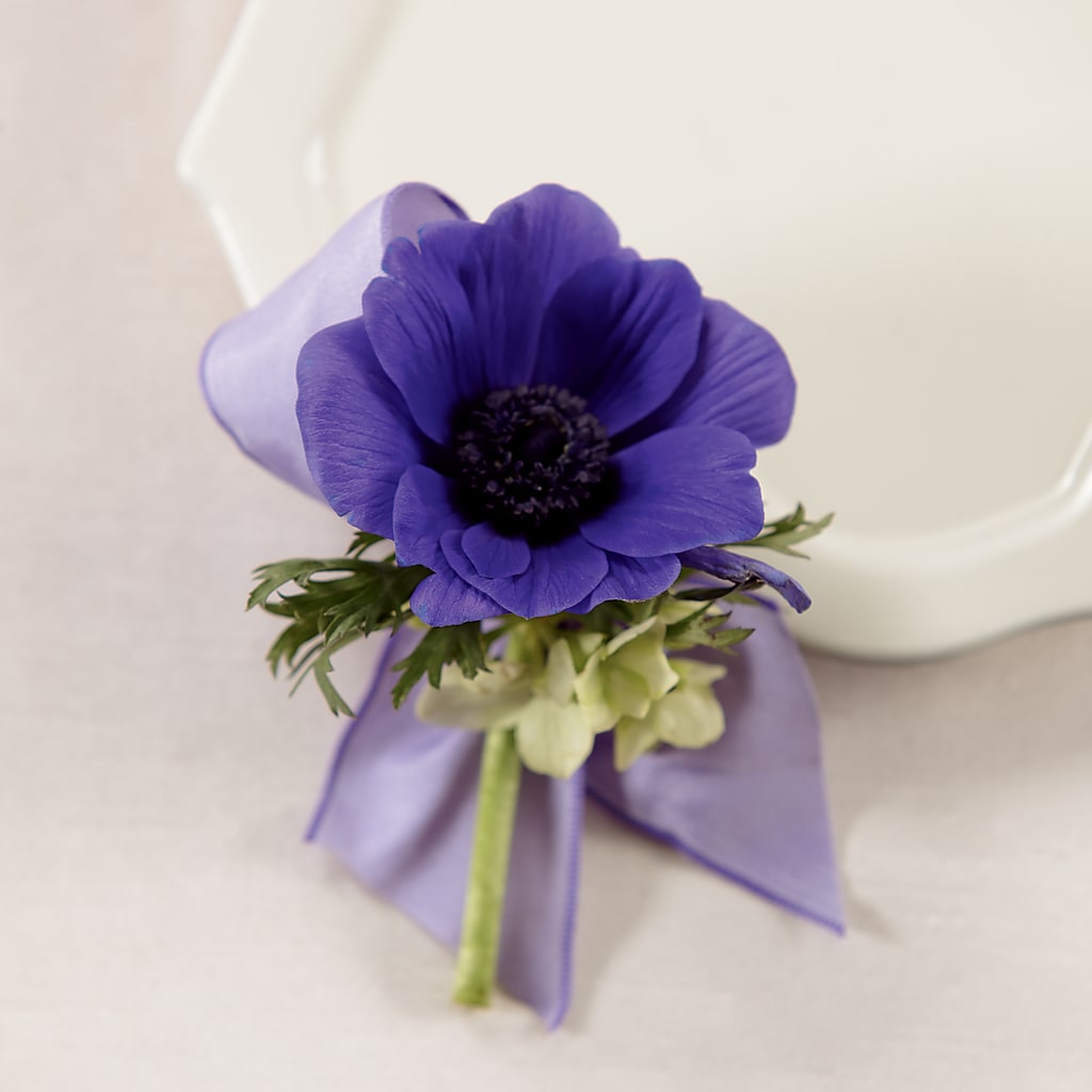 Purple Passion Boutonniere – Guilles Flowers Santa Clara, San Jose CA