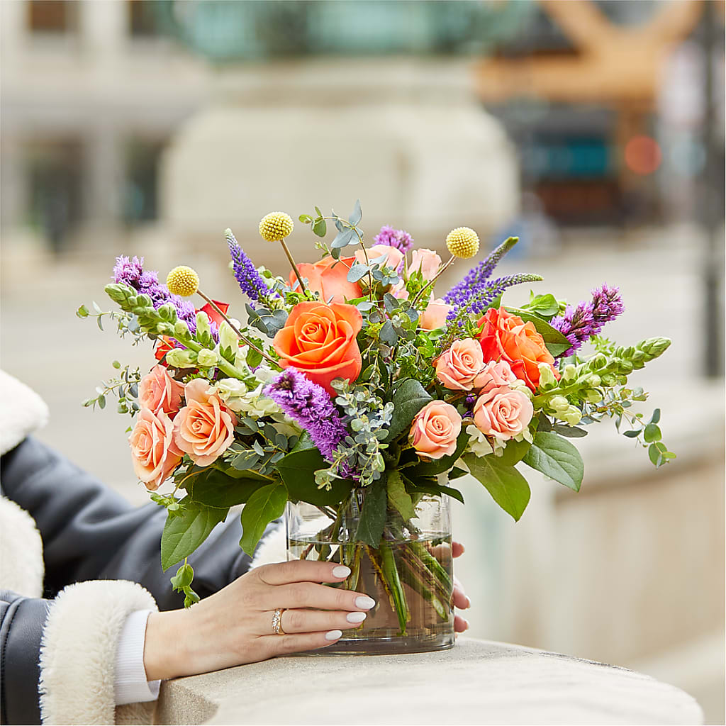The Standout Bouquet –  Guilles Flowers Santa Clara, San Jose CA