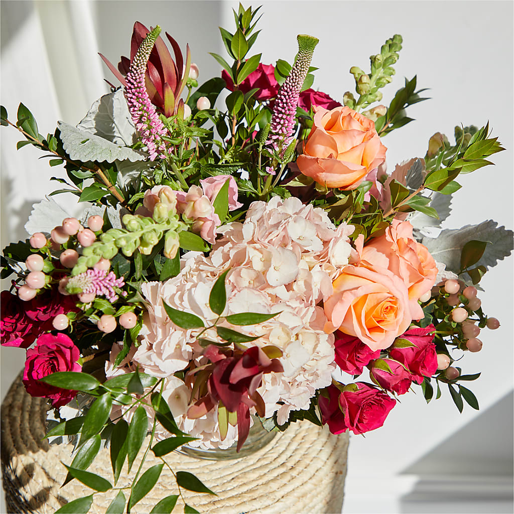 Glitz & Glam Bouquet –  Guilles Flowers Santa Clara, San Jose CA