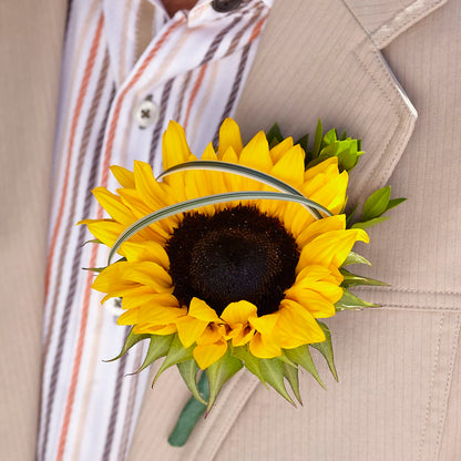 Free Spirit Boutonniere –  Guilles Flowers Santa Clara, San Jose CA